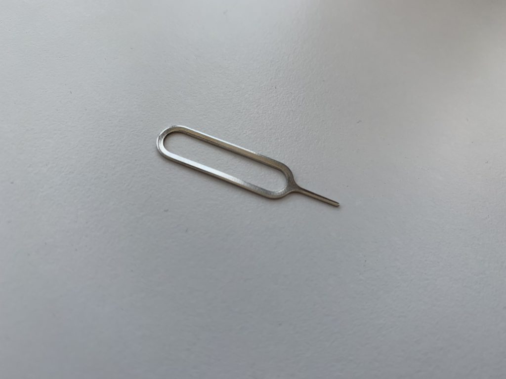 アメリカ現地simカードの入れ替えって実際どうやるの アメスマ